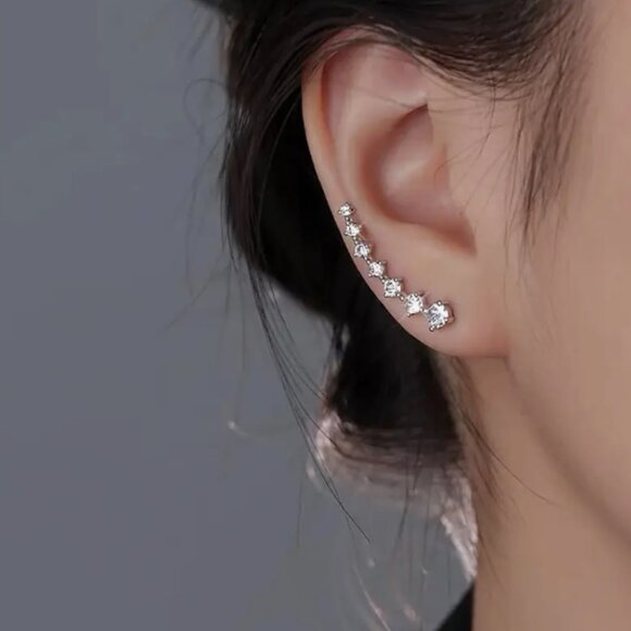 New Fashion Silvery Rhinestone Curved Earrings - Picture 2 of 2